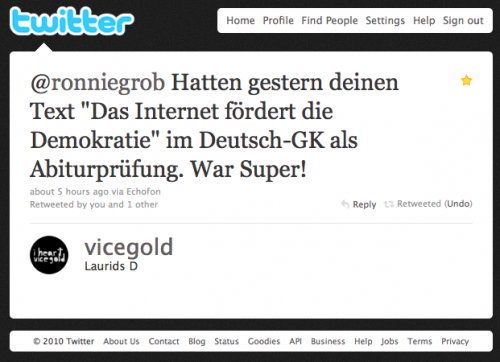Tweet zu "Das Internet fördert die Demokratie"